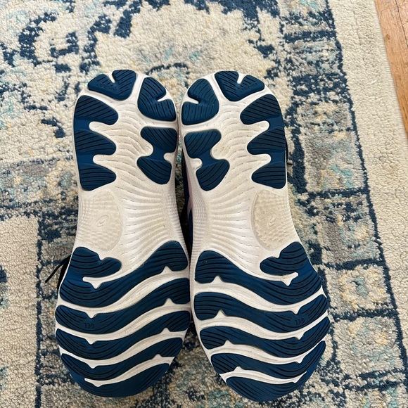 Asics Women's Teal and Pink Athletic Shoes - Picture 6 of 6